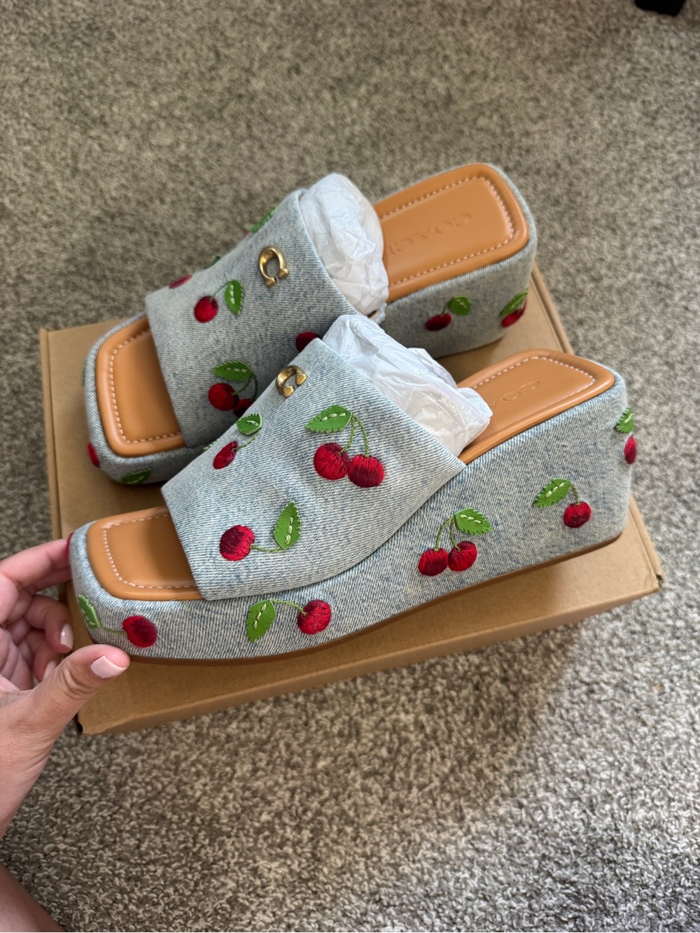 Brand New Women’s COACH Marie Cherry Denim Wedges Size 8